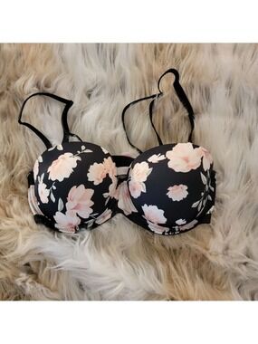 Victoria's Secret Pink Floral Multiway Push Up Bra